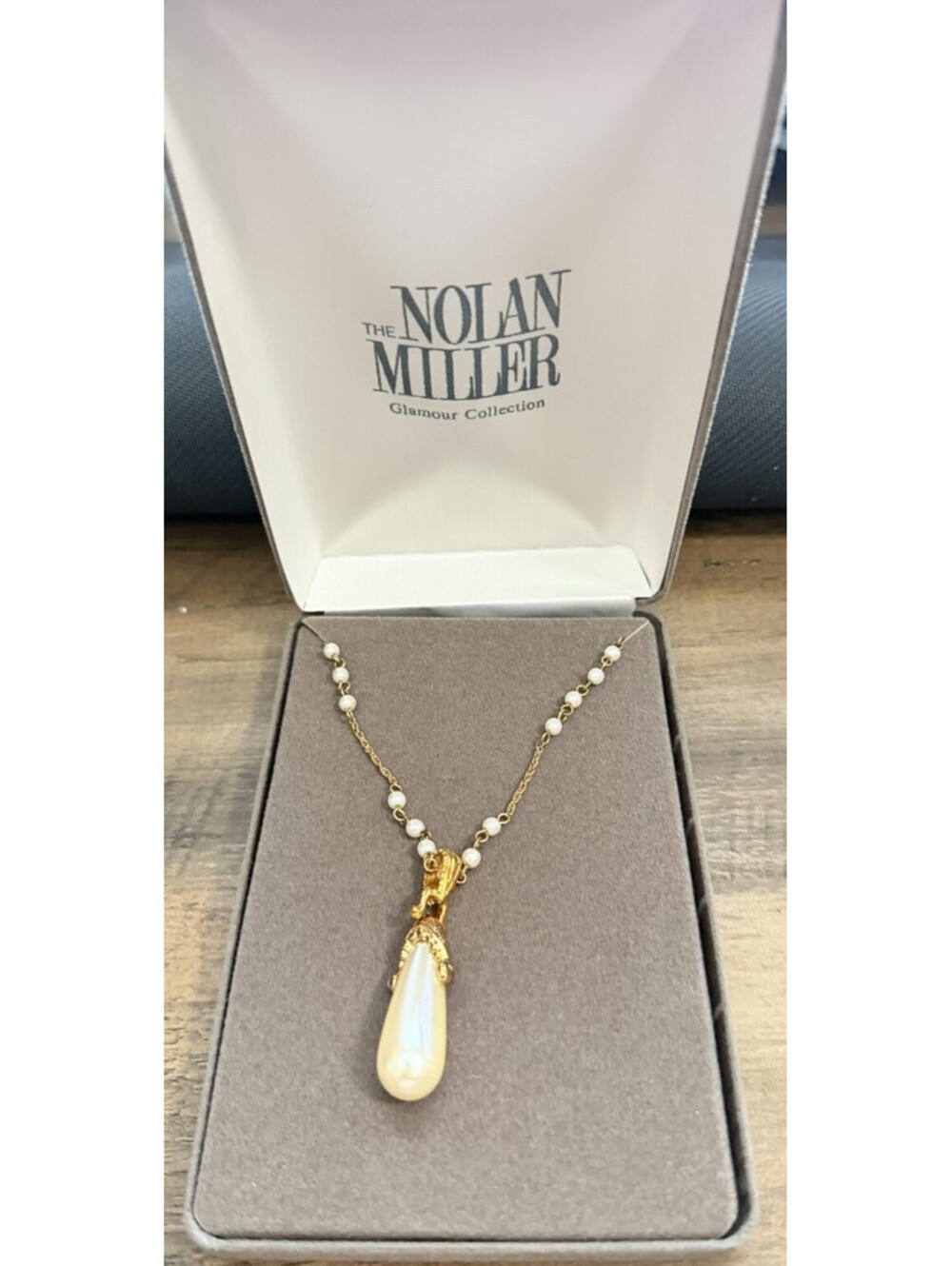 Vintage Nolan Miller Glamour Collection Gold Tone Faux Pearl Teardrop Necklace